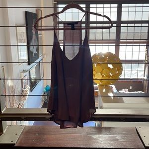 F21 FLOWY PURPLE TANK. SIZE M